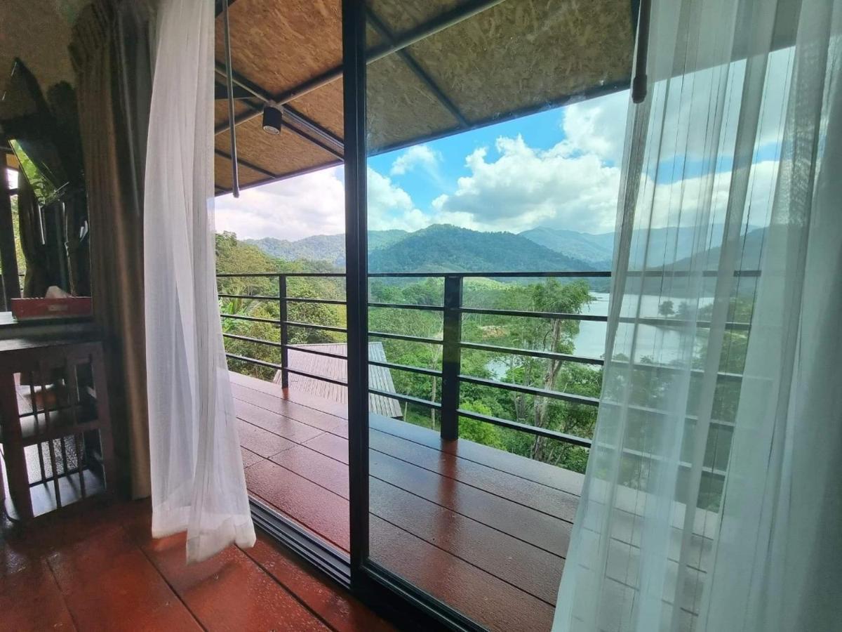 Baanhatsompaen Homestay Ranong Exterior photo