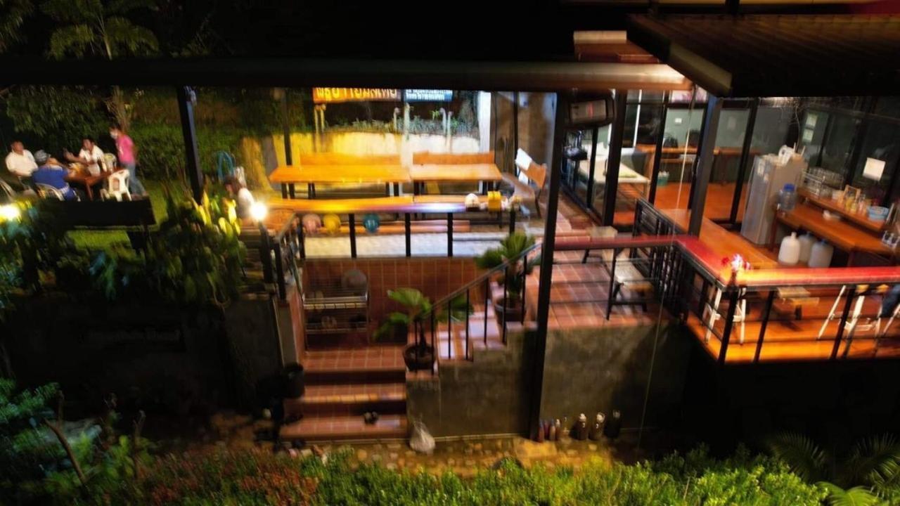 Baanhatsompaen Homestay Ranong Exterior photo