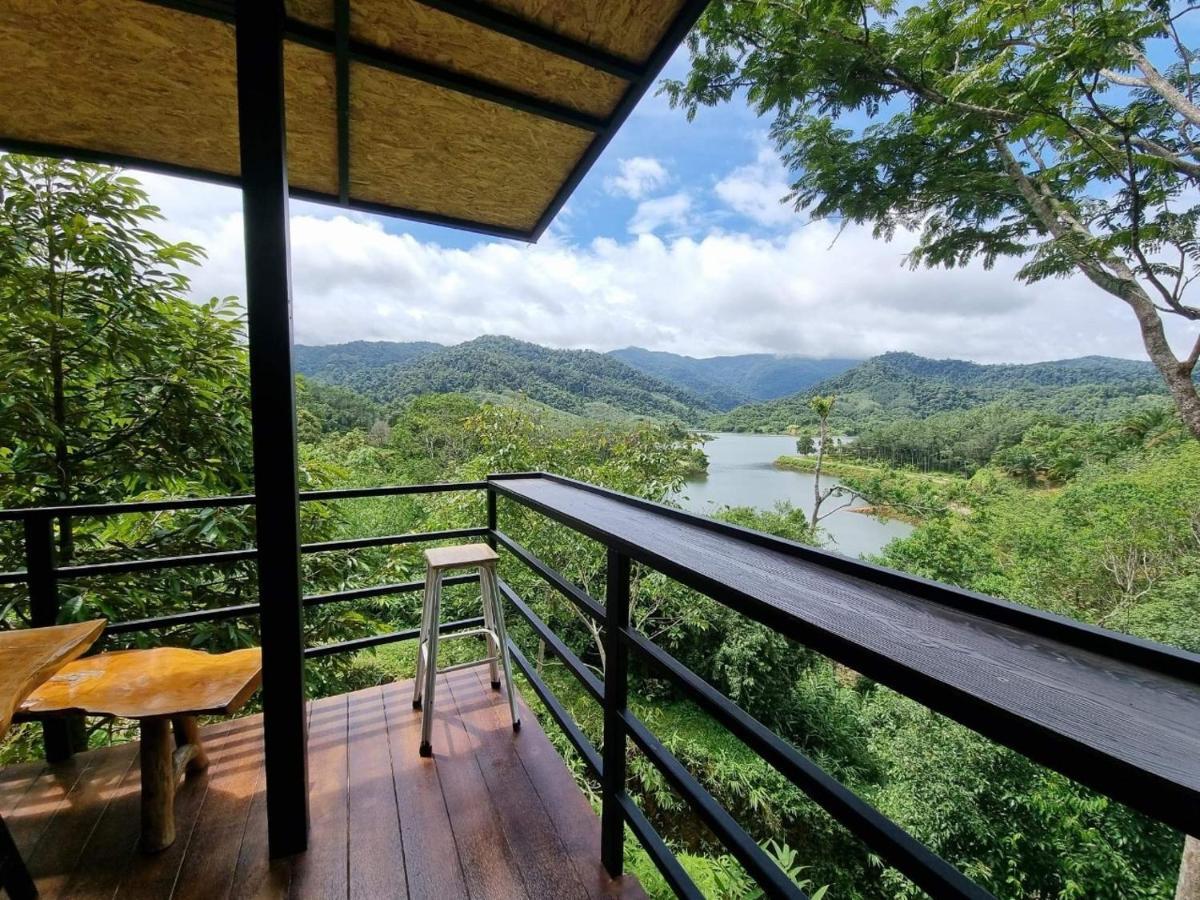 Baanhatsompaen Homestay Ranong Exterior photo