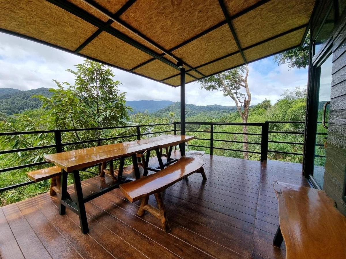 Baanhatsompaen Homestay Ranong Exterior photo